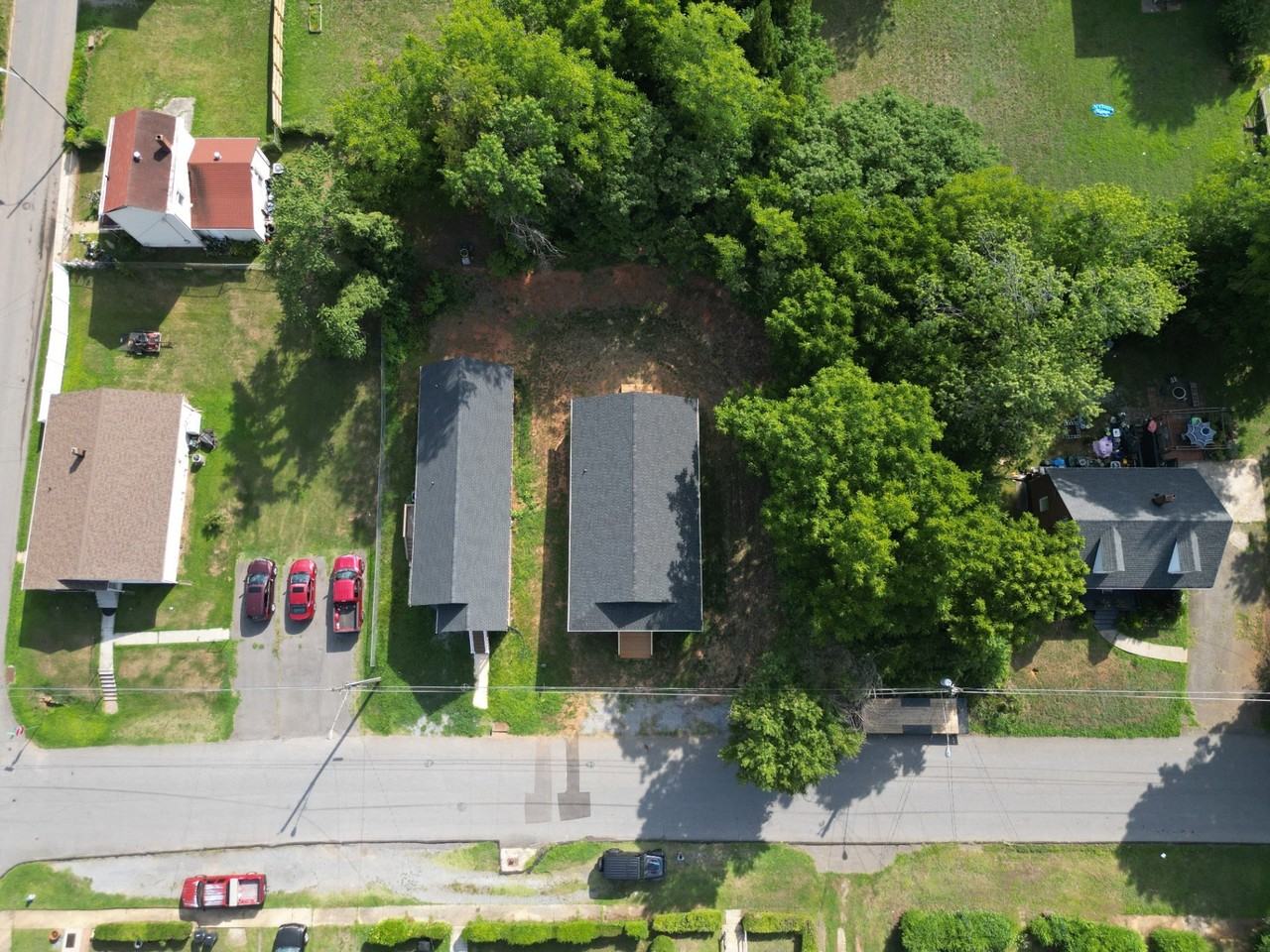 1415 Floyd St - Photo 5 of 21