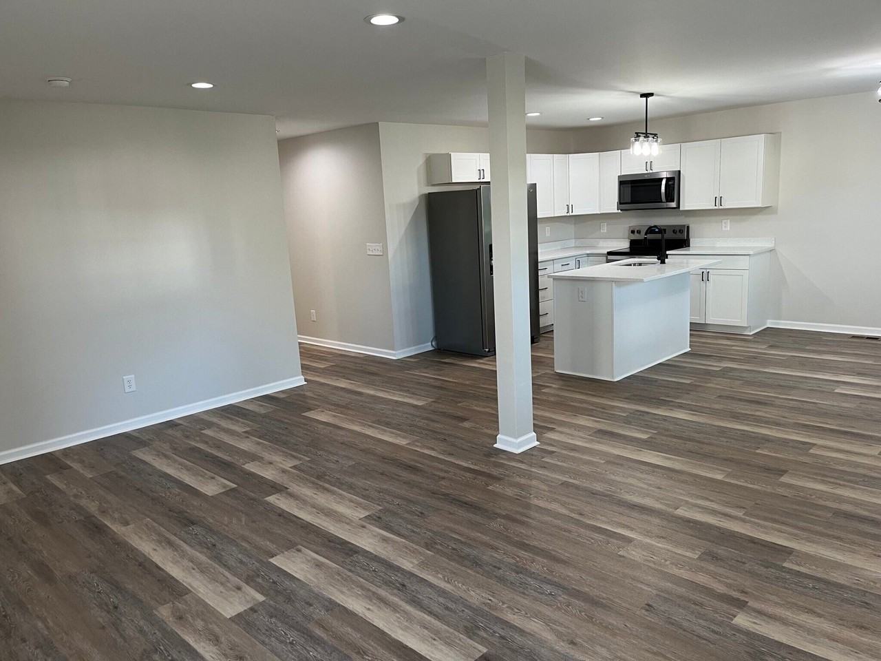 1415 Floyd St - Photo 6 of 21
