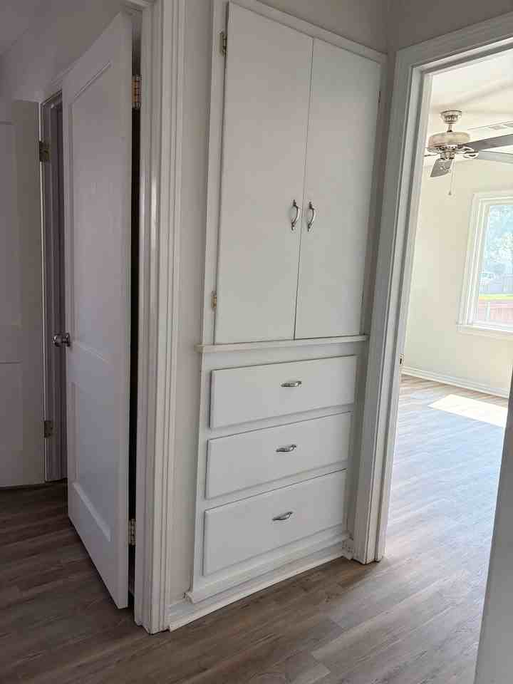 4315 S Jackson St - Photo 3 of 18