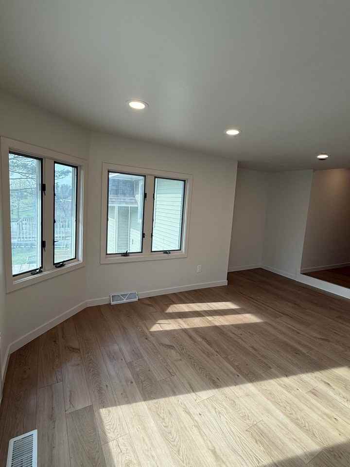 104 Forton St - Photo 3 of 19