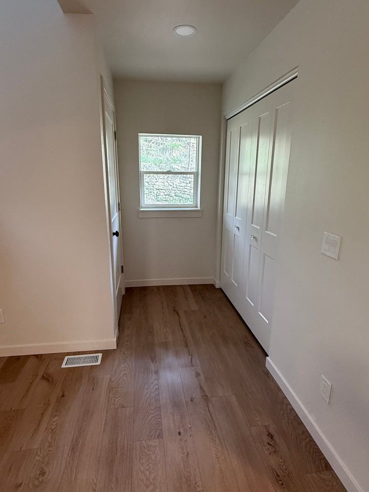 104 Forton St - Photo 5 of 19