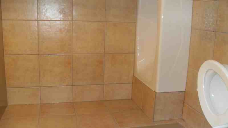 890 En #1 - Photo 3 of 3
