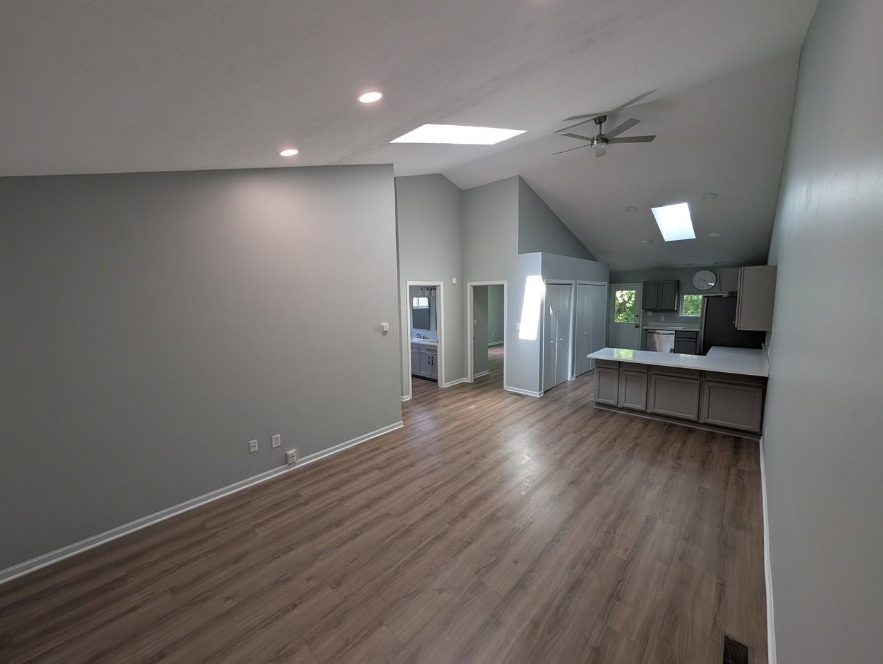 11063 Cornell St - Photo 6 of 20