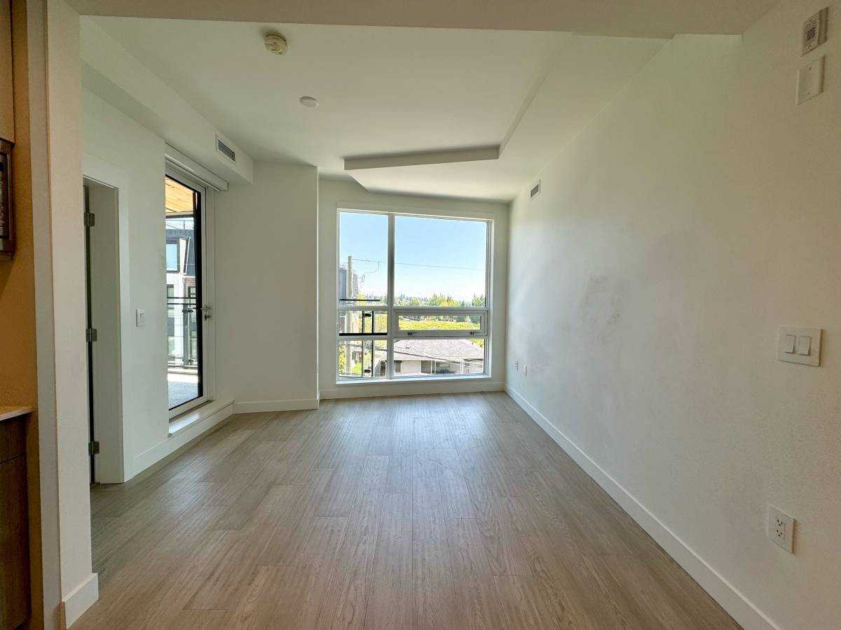 Cambie St. & W 62nd Ave #308 - Photo 4 of 25