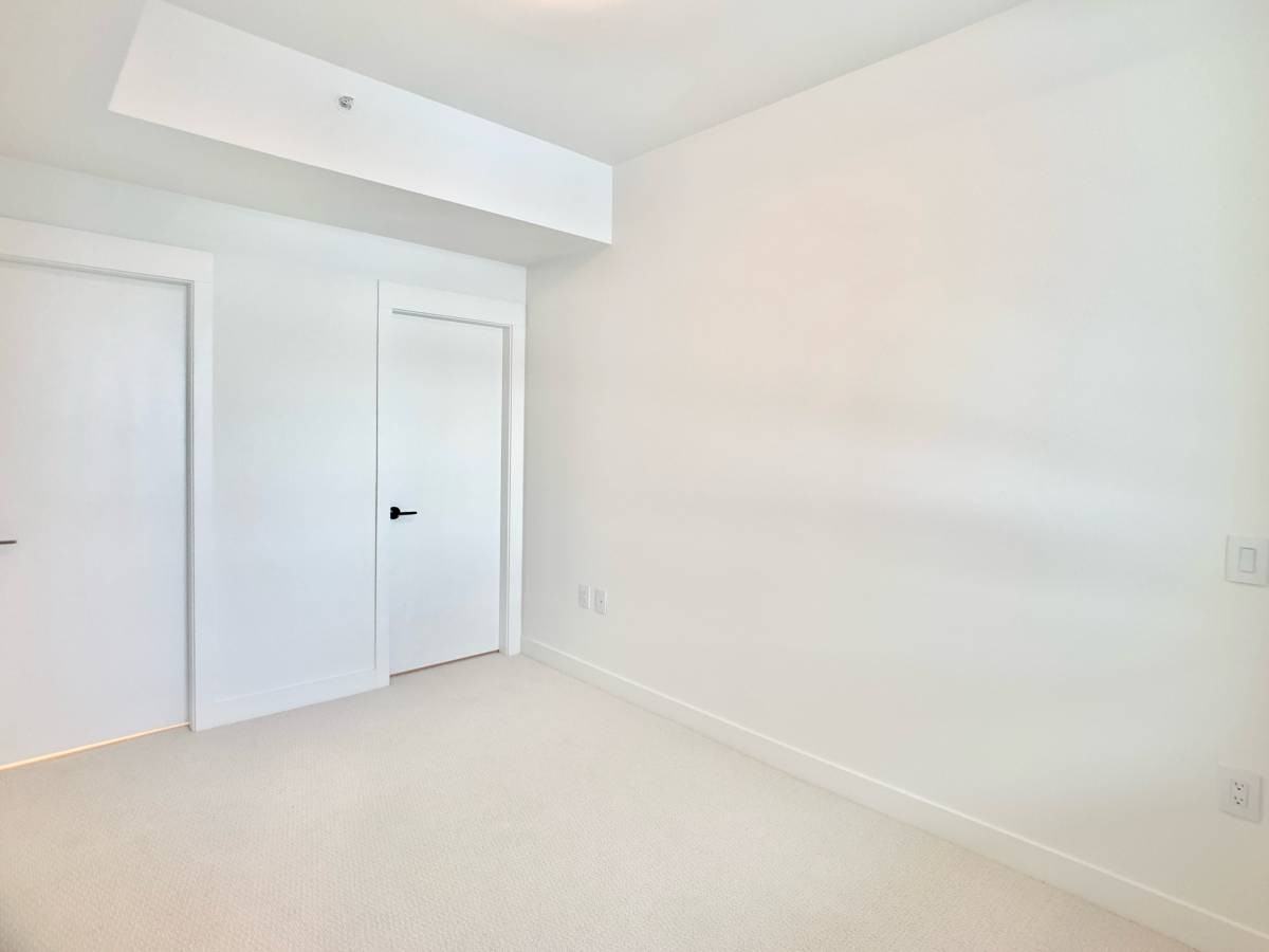 Cambie St. & W 62nd Ave #308 - Photo 6 of 25