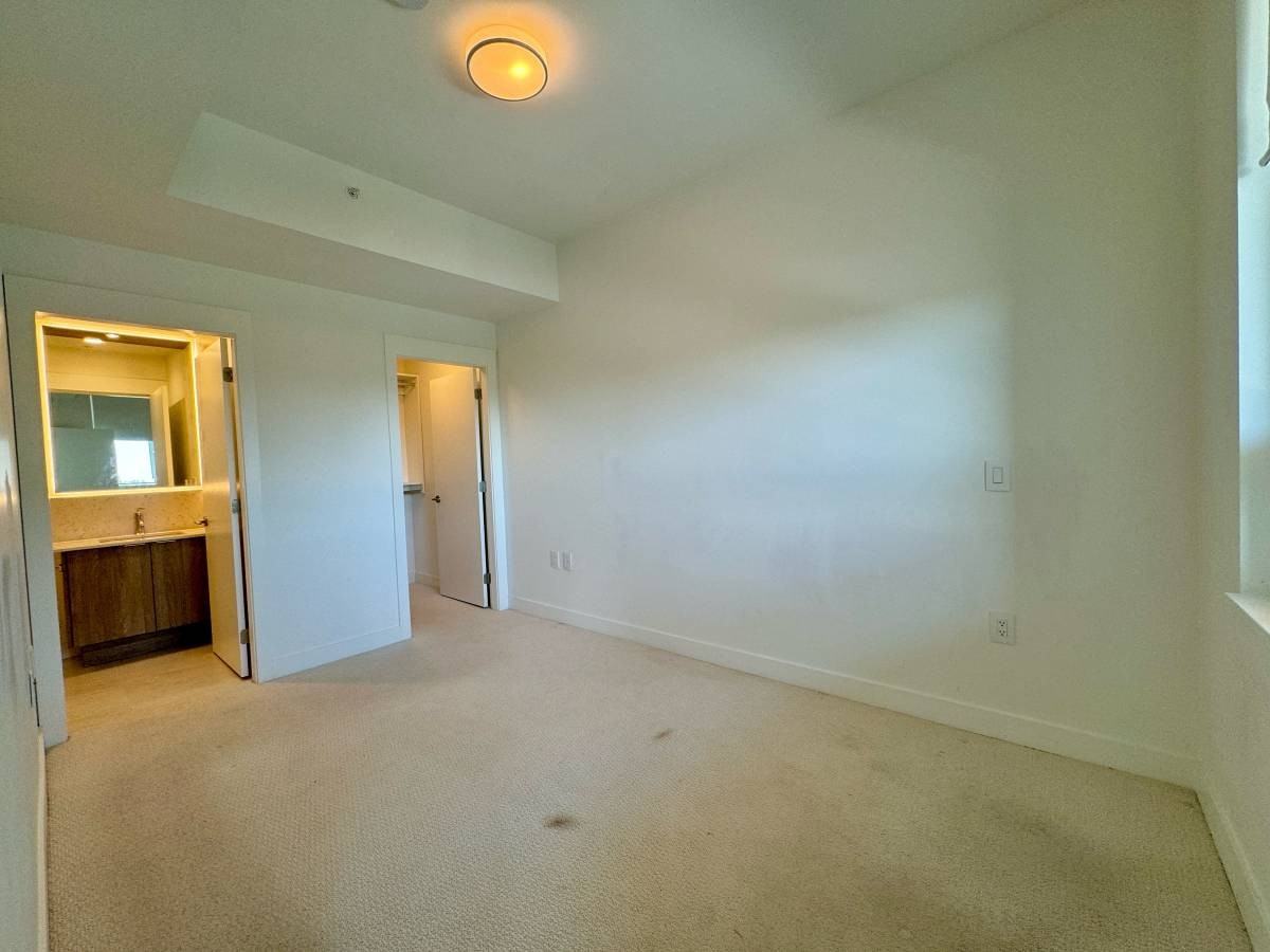 Cambie St. & W 62nd Ave #308 - Photo 7 of 25