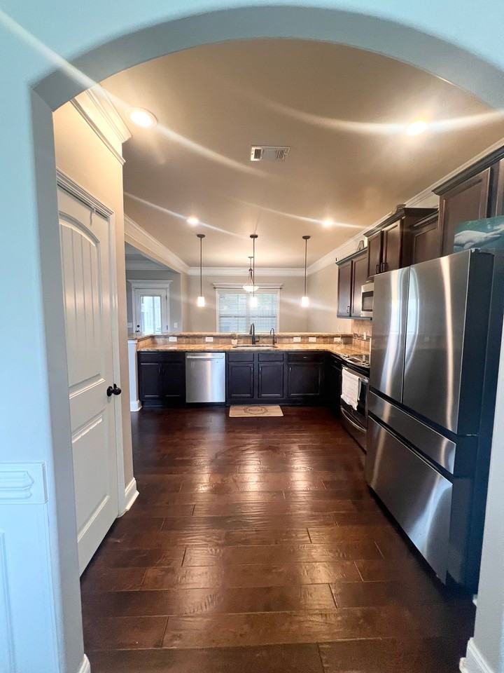 230 Misty Valley Ln - Photo 4 of 20