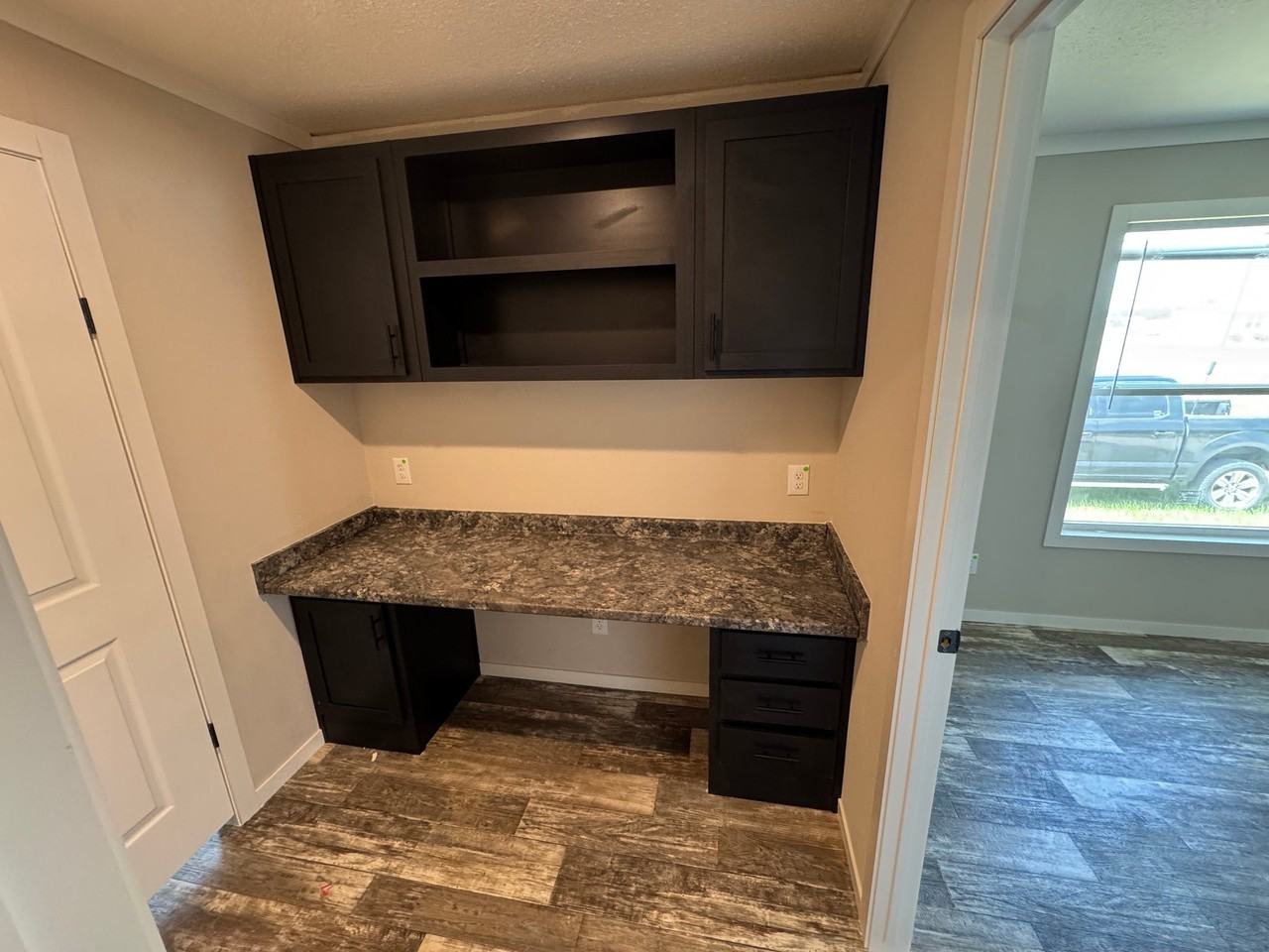 200 Patriot Ln - Photo 5 of 15