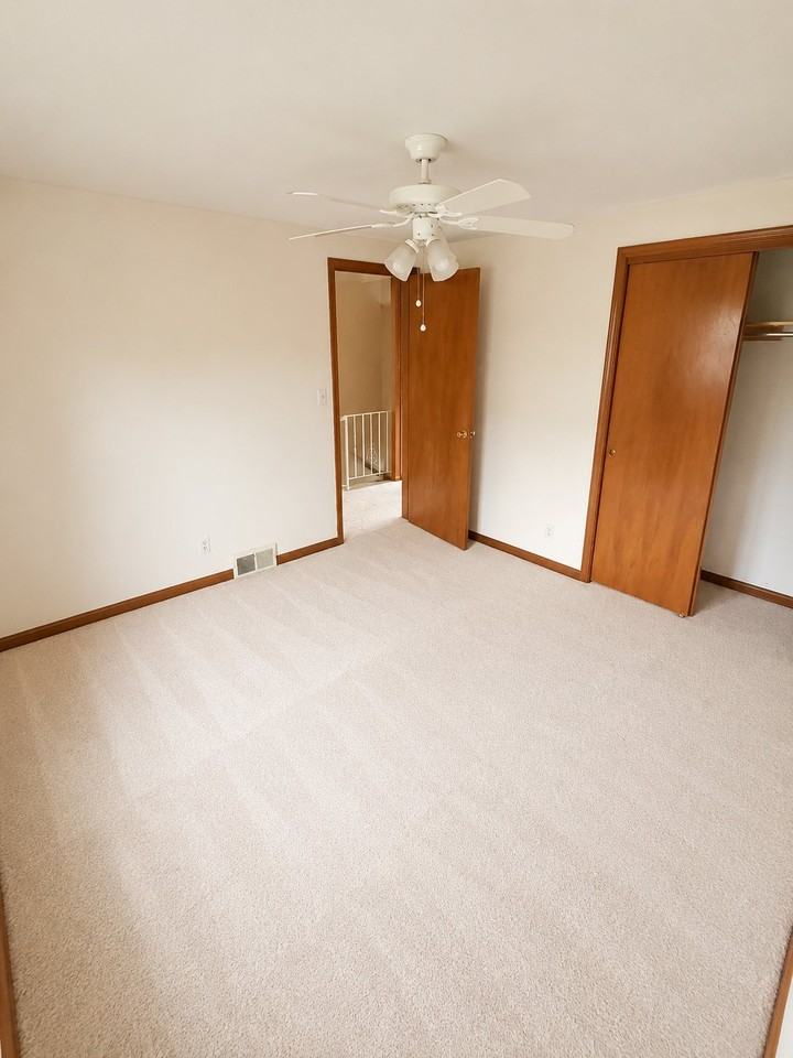 60 Prestwick Dr #60 - Photo 4 of 14