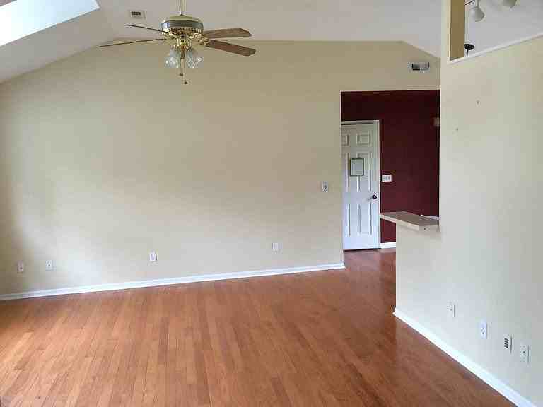 4710 Timber Ln #1 - Photo 4 of 6