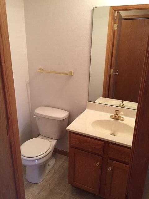122 Comfort Way - Photo 3 of 6