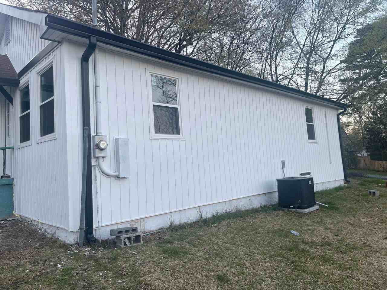 609 Ledford St - Photo 3 of 19