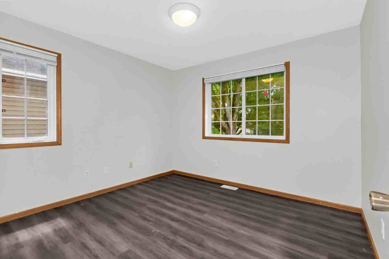 4740 N 6th St - Photo 4 of 12
