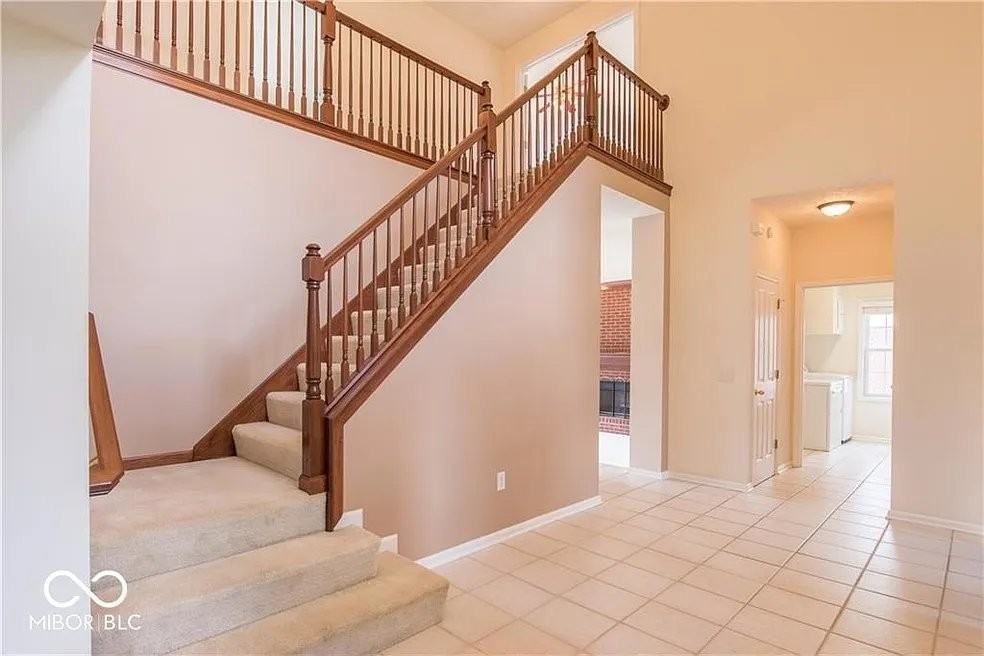 15151 New Haven Dr - Photo 2 of 20