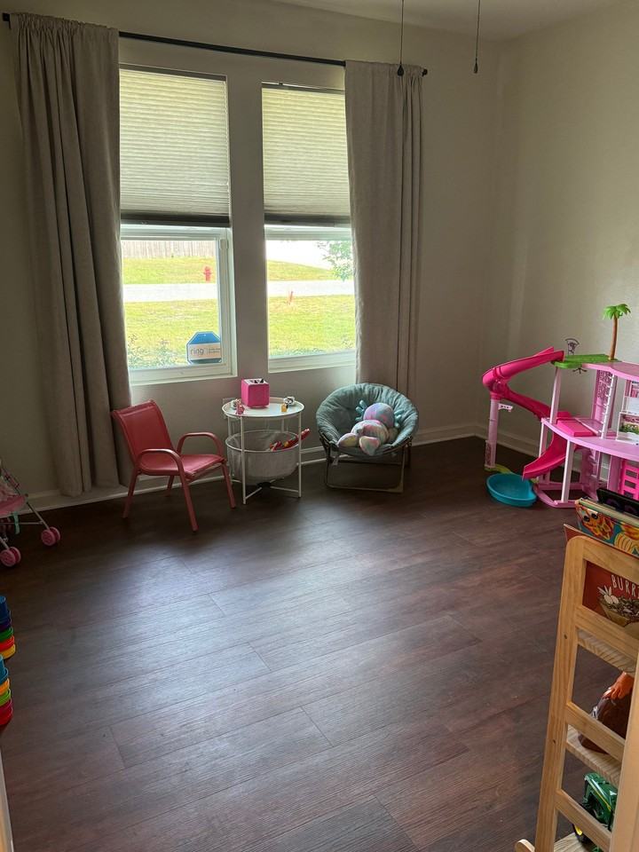 88 Cora Rd - Photo 3 of 12