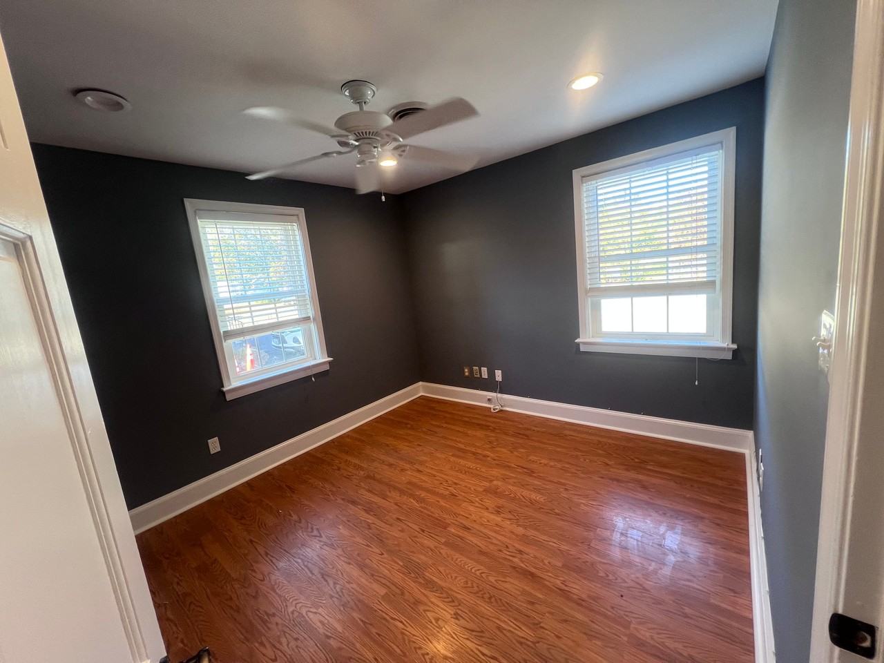 6323 Mallory Dr - Photo 7 of 15