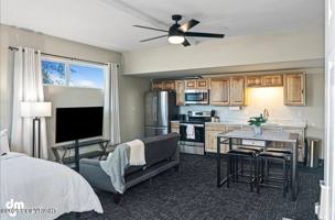 featured image of 523 E 12th Ave