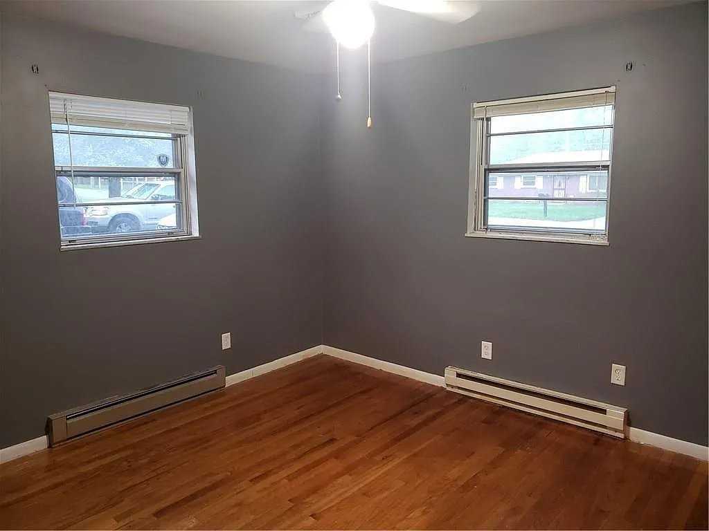 1702 N Graham Ave #1702 - Photo 7 of 8