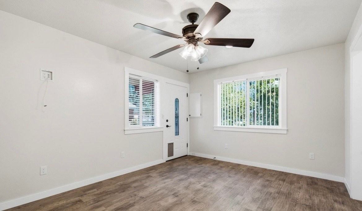 113 Smith Ave #2 - Photo 3 of 16