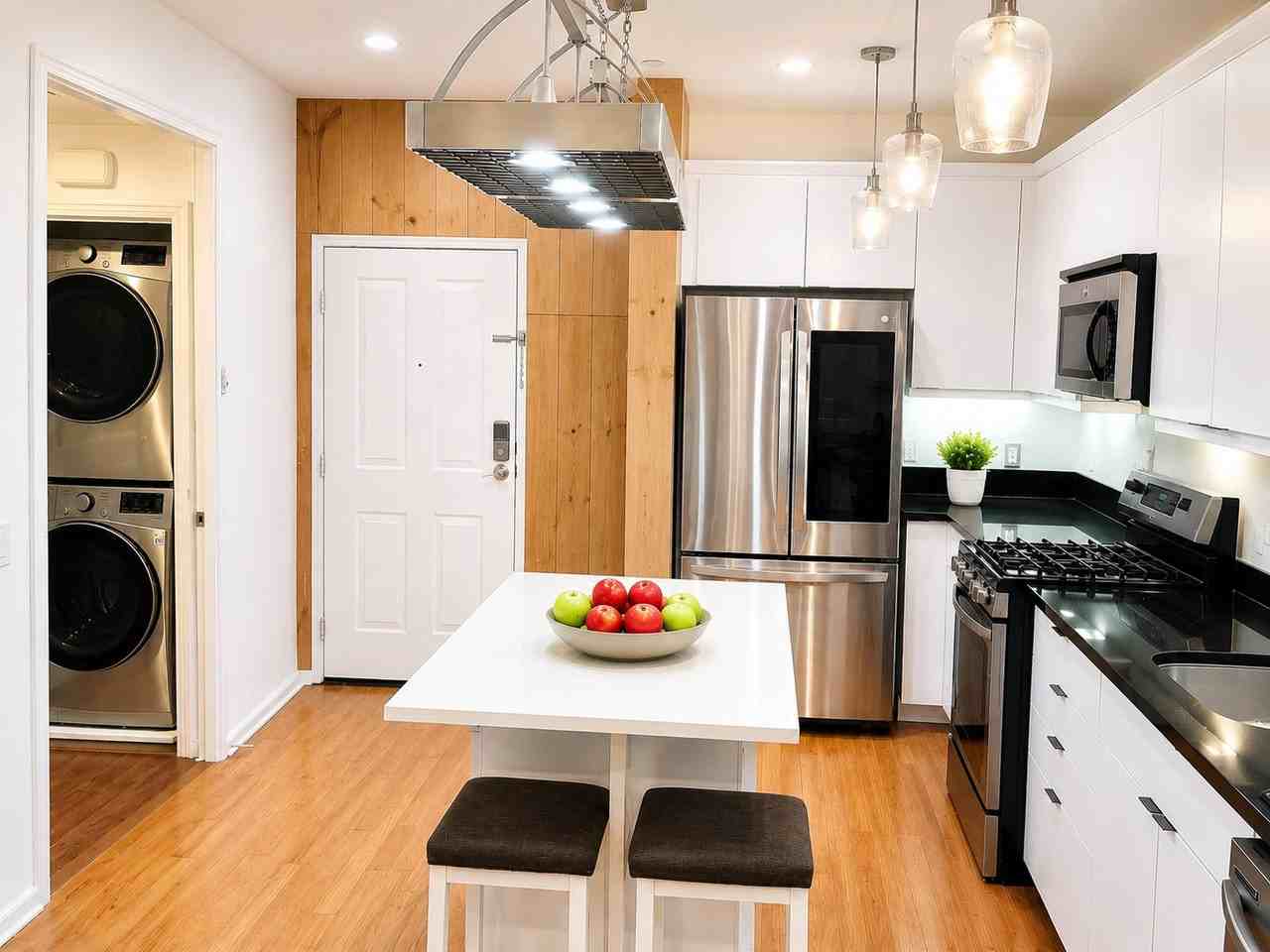 1901 S Victoria Ave #105 - Photo 2 of 11