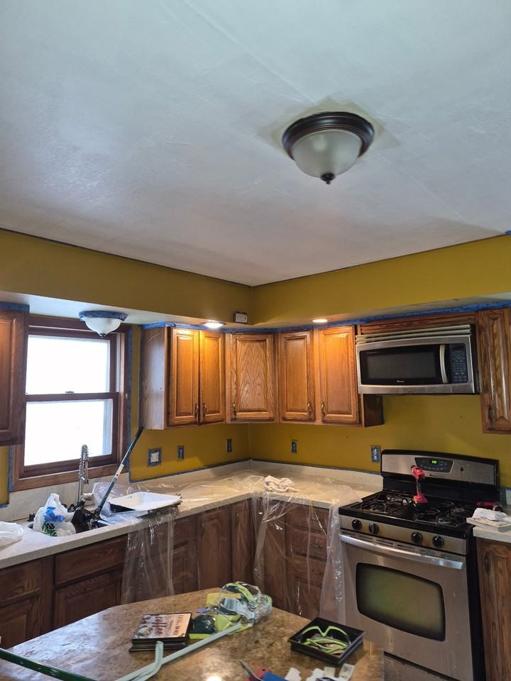2514 S 15th Pl #A - Photo 3 of 11