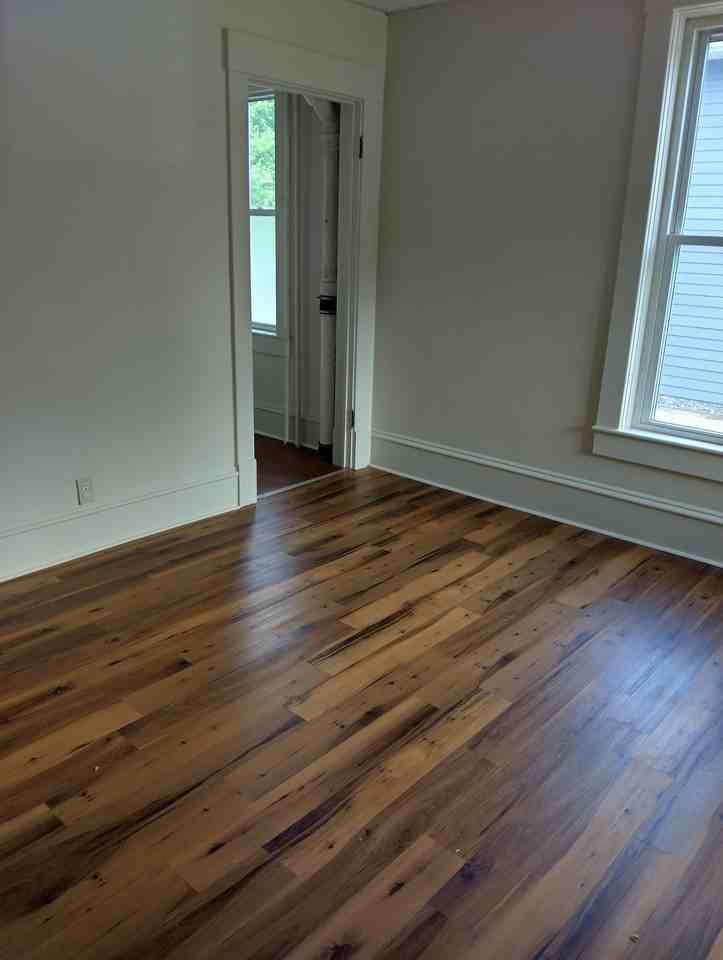616 E Grand Ave #DOWN - Photo 2 of 8