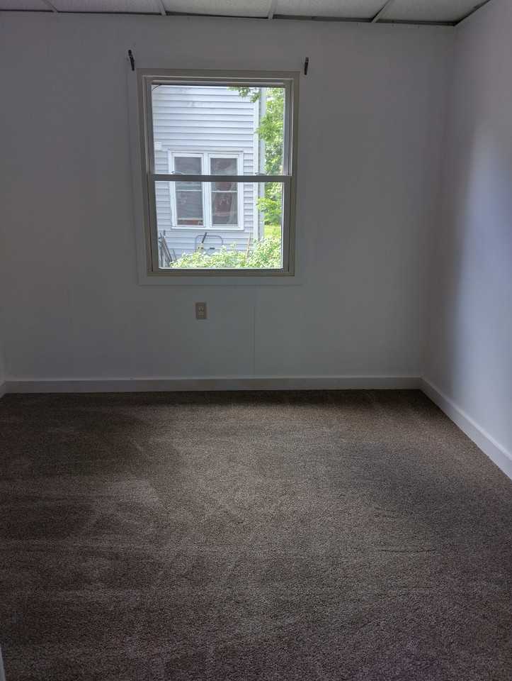 616 E Grand Ave #DOWN - Photo 7 of 8