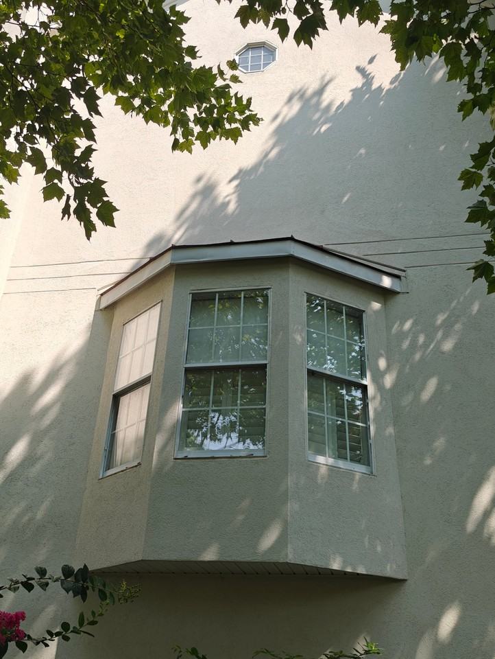 41A Queen Catherine Ct #END - Photo 2 of 6