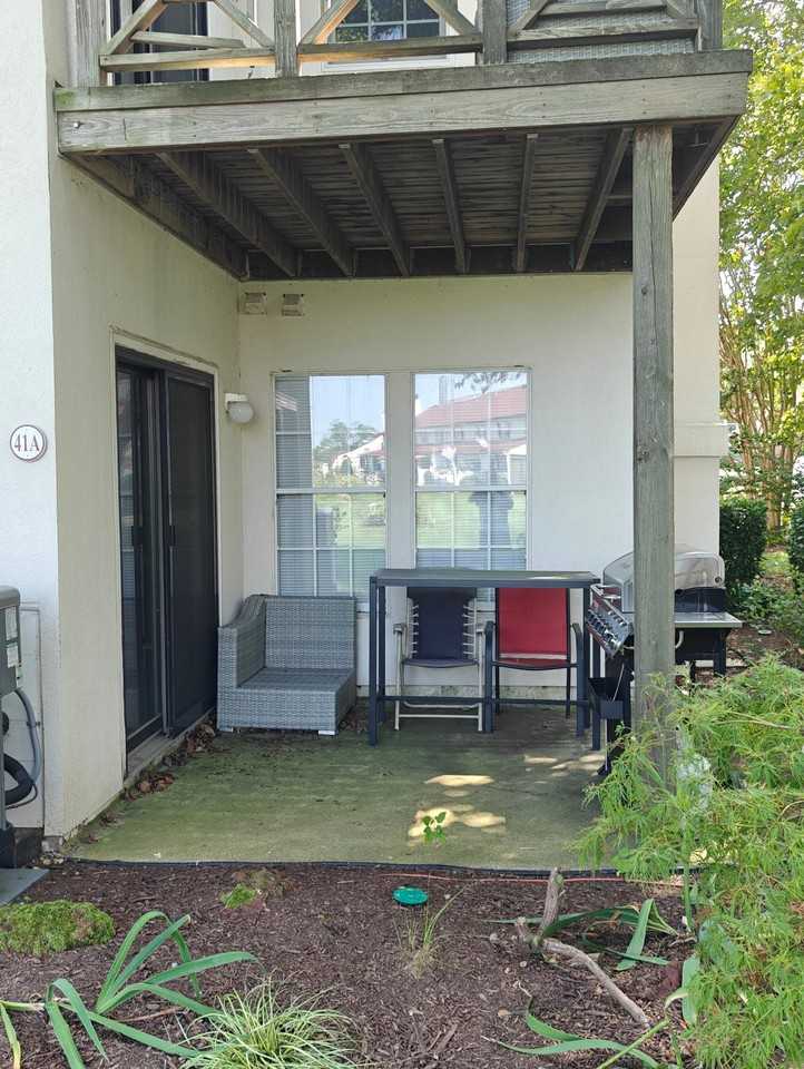 41A Queen Catherine Ct #END - Photo 4 of 6