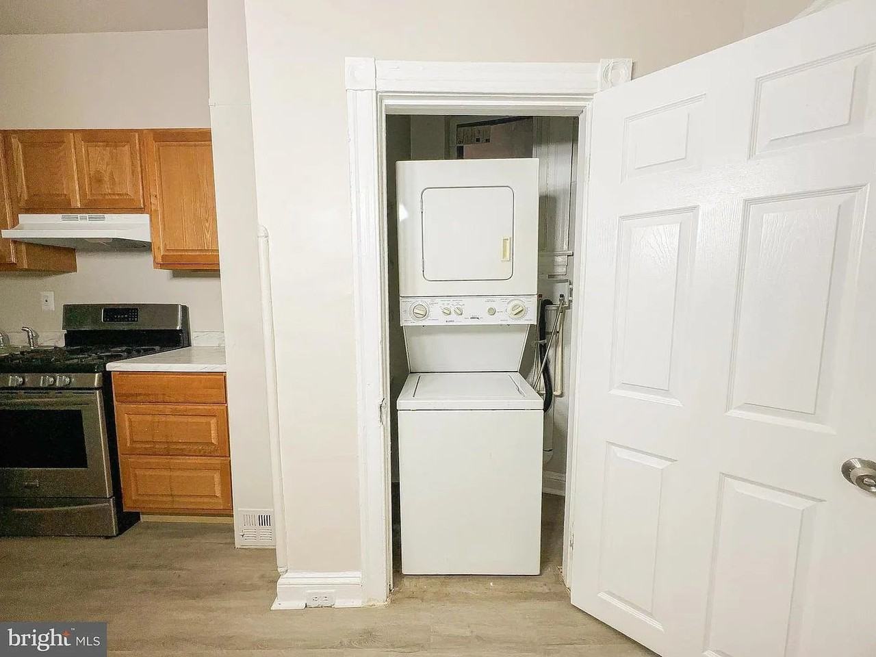 3010 Grayson St - Photo 3 of 9