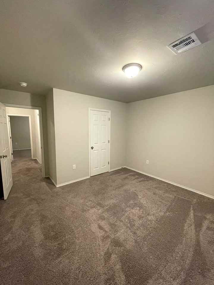 1813 Melanie Dr - Photo 5 of 20