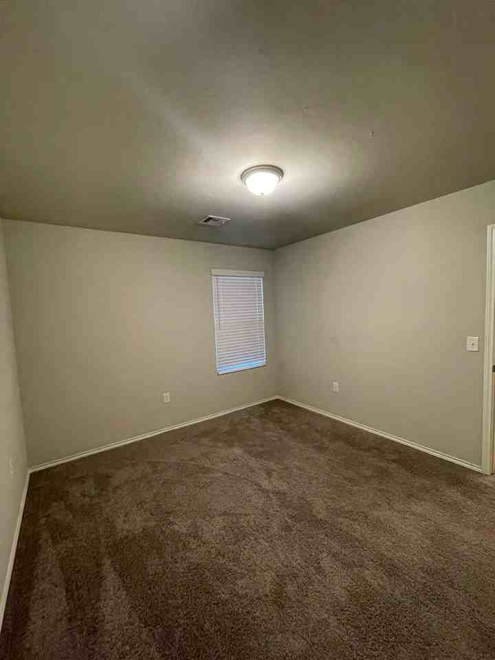 1813 Melanie Dr - Photo 6 of 20