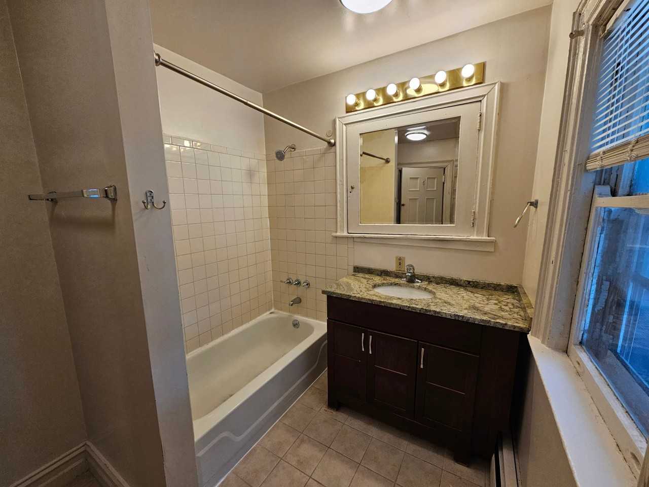103 Rutgers St #2 - Photo 6 of 20