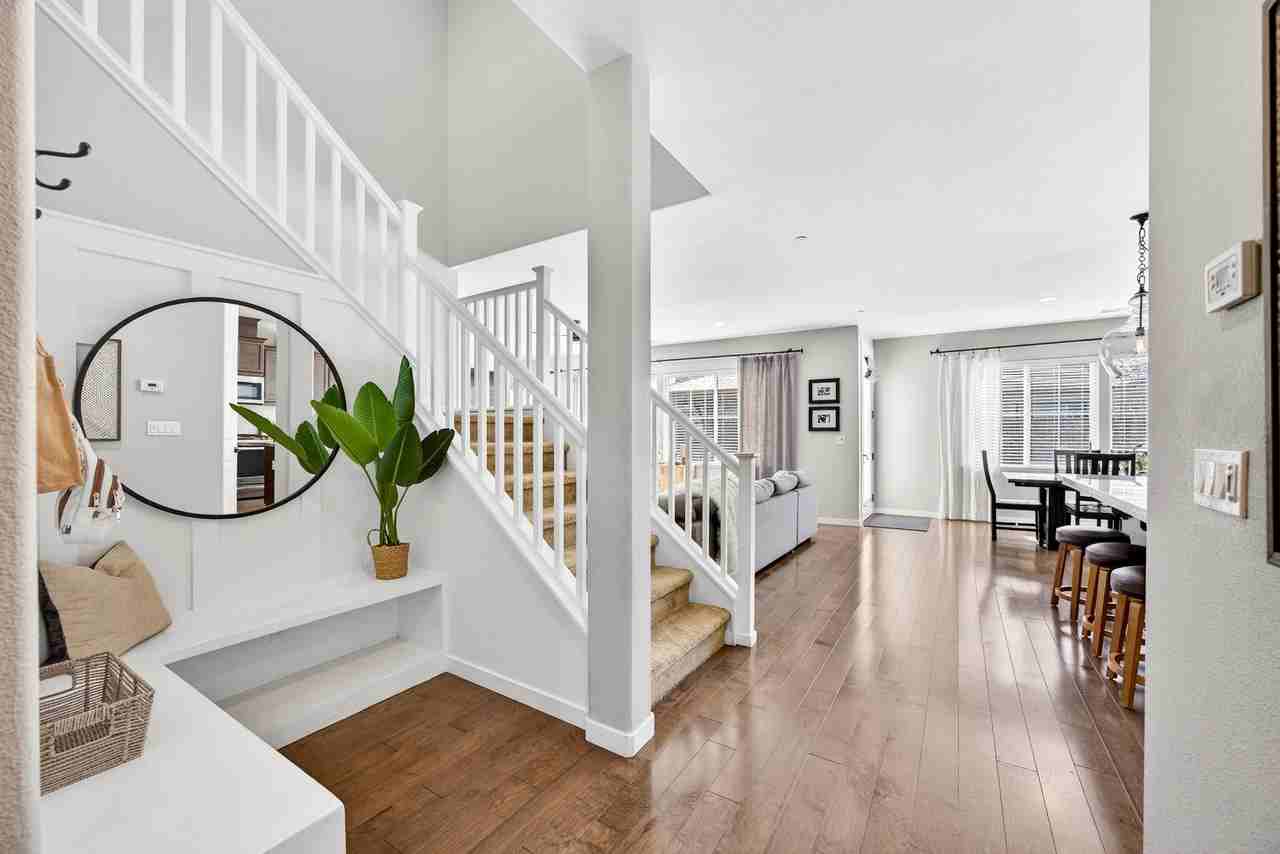 450 Syracuse Ln - Photo 3 of 20