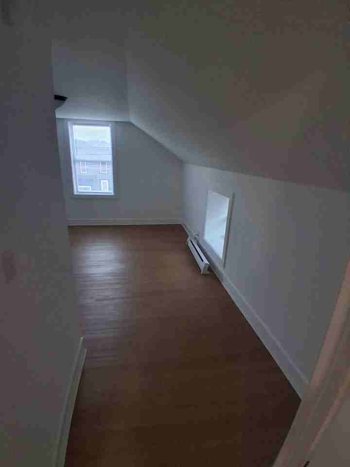 623 Columbia Ave #B - Photo 5 of 13