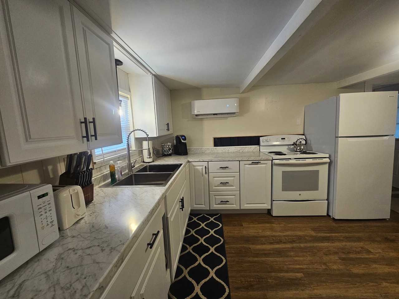 19 Seaview Ave #2 - Photo 4 of 12