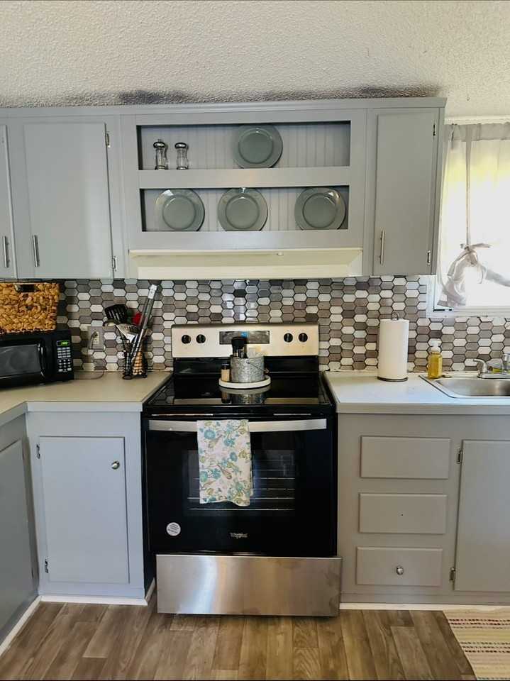 204 Meadow Lark Dr #204 - Photo 2 of 14