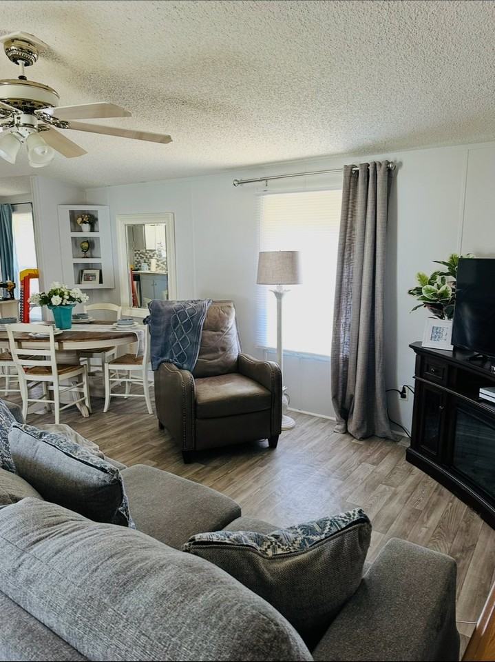 204 Meadow Lark Dr #204 - Photo 7 of 14