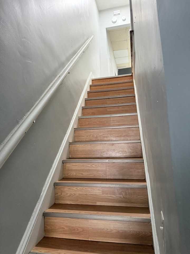 48 W Union Blvd #B - Photo 3 of 18