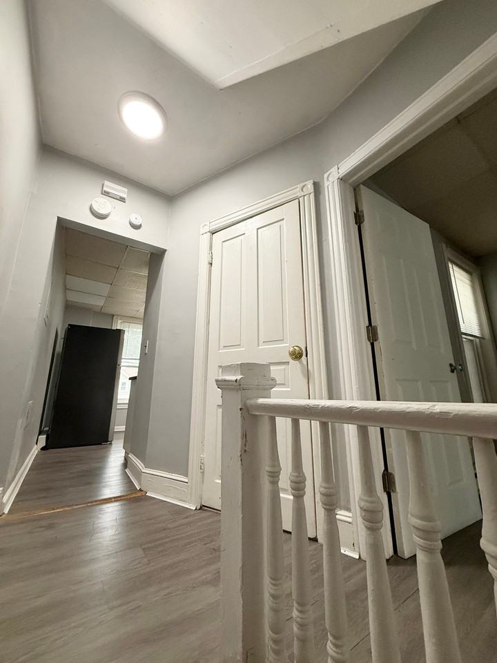 48 W Union Blvd #B - Photo 4 of 18