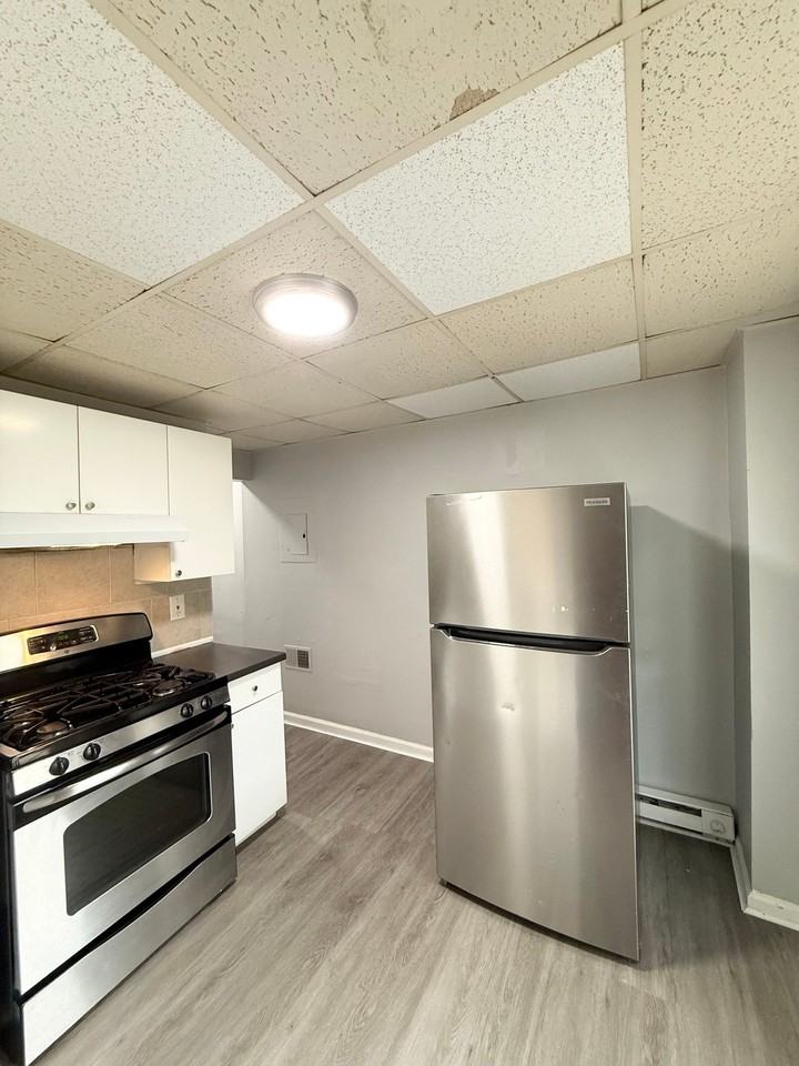48 W Union Blvd #B - Photo 7 of 18