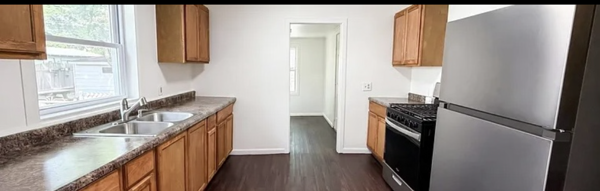 10069 Lincoln Village Drive - Photo 2 of 9