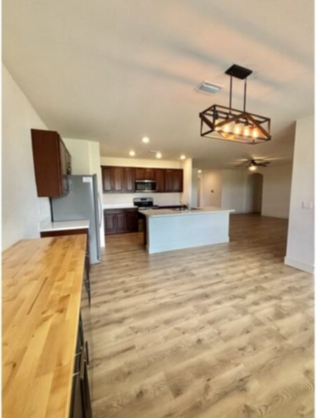2509 Nw 27th Pl - Photo 4 of 37