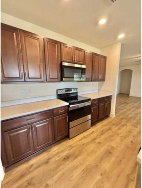 2509 Nw 27th Pl - Photo 6 of 37