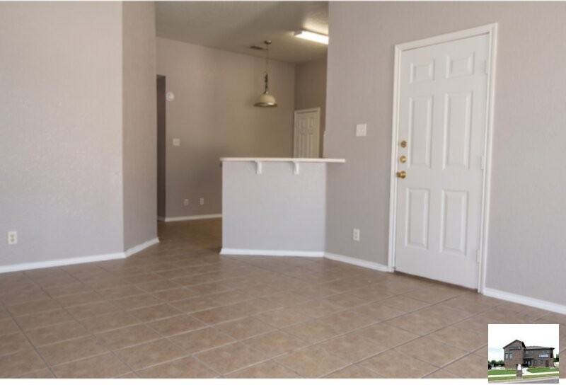 304 Jeff Gordon Dr #A - Photo 3 of 38