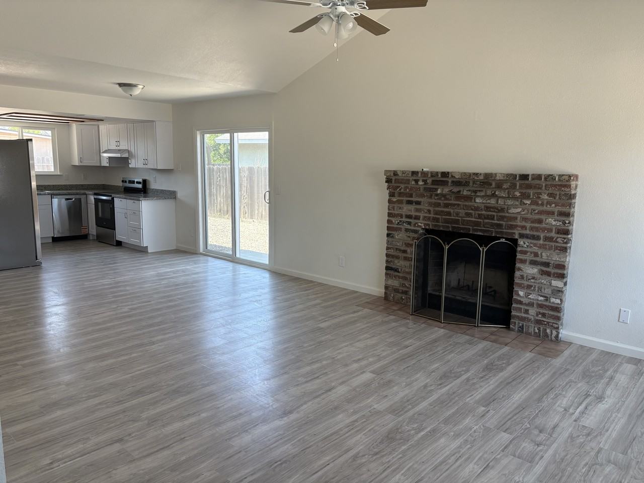 28260 Posey Ave #NA - Photo 5 of 18