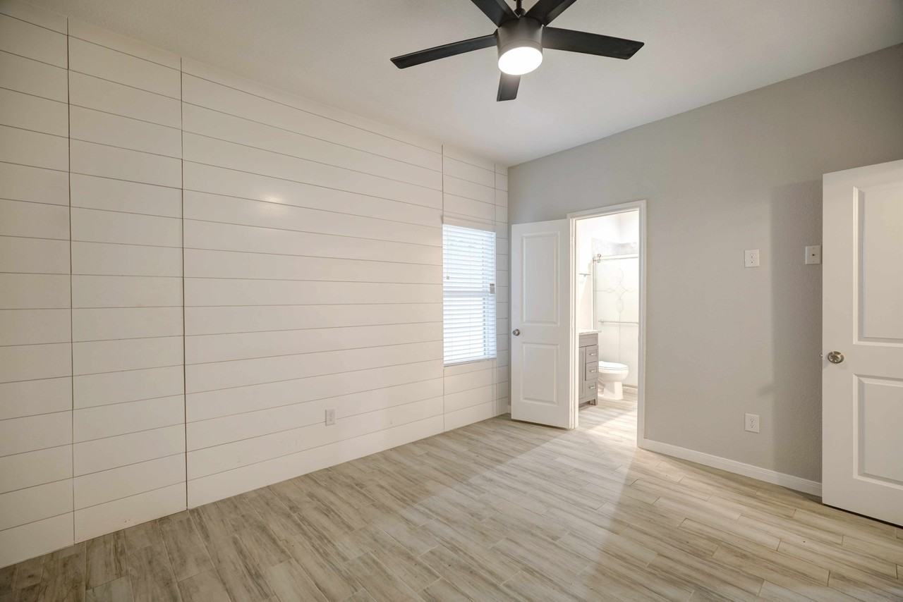 16926 Kempwood #NA - Photo 4 of 18