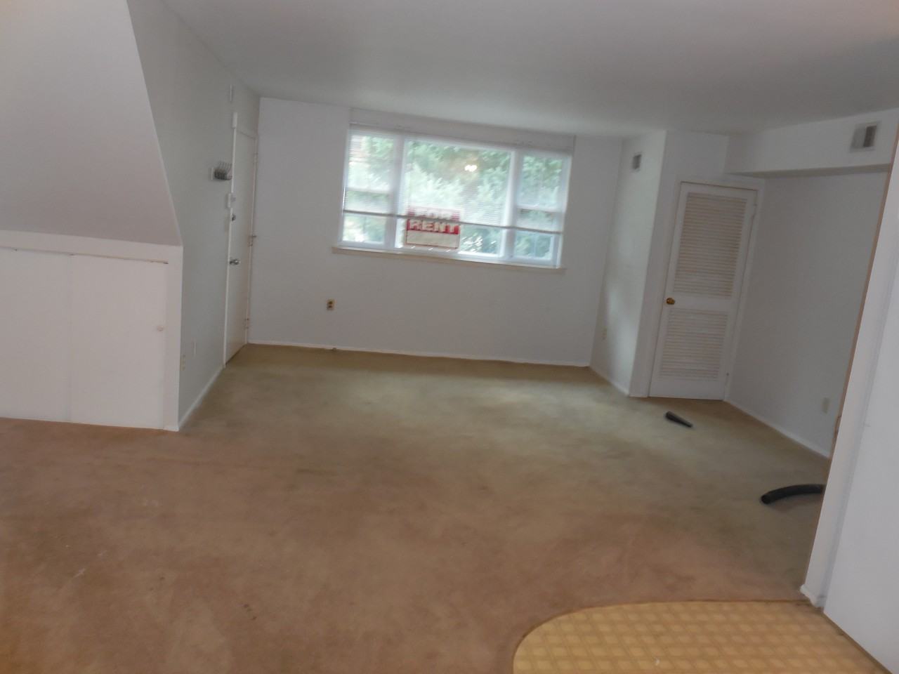 289 Greenough St #1stFLFLONT - Photo 4 of 8