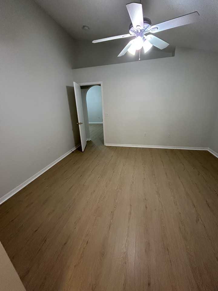 12723 Parkbury Dr #NA - Photo 7 of 13