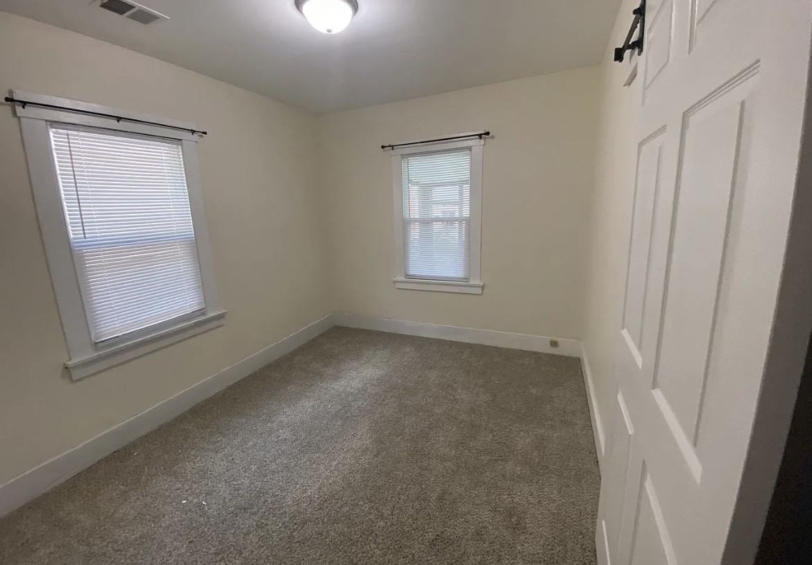2220 Beeler St #NA - Photo 2 of 7